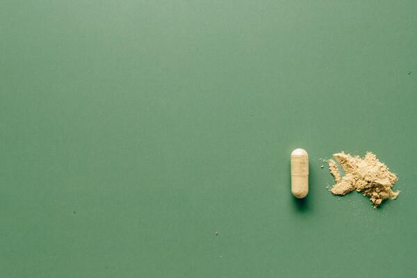 Albuterol extends lifespan of <i>Caenorhabditis elegans</i>