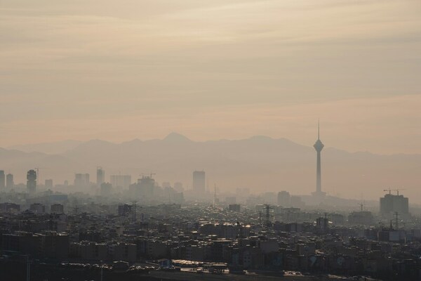 Forecasting air quality index: A statistical machine learning and deep learning approach