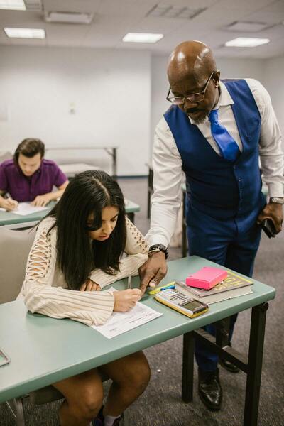 The impact of conceptual versus memorization-based teaching methods on student performance